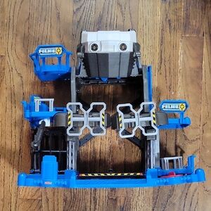 Fisher Price Police Blue and Gray Kids Toy Playset